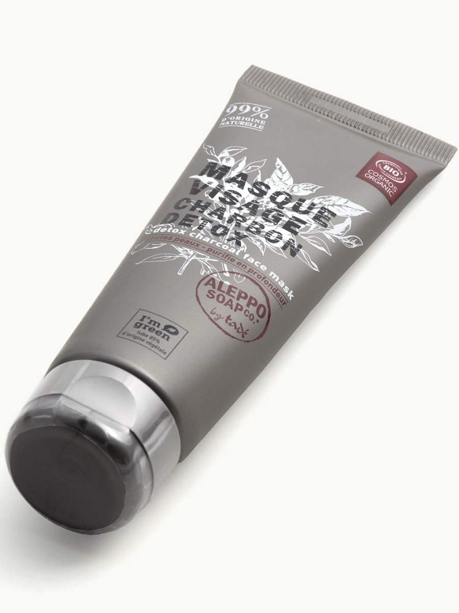 Masque visage charbon végétal détox